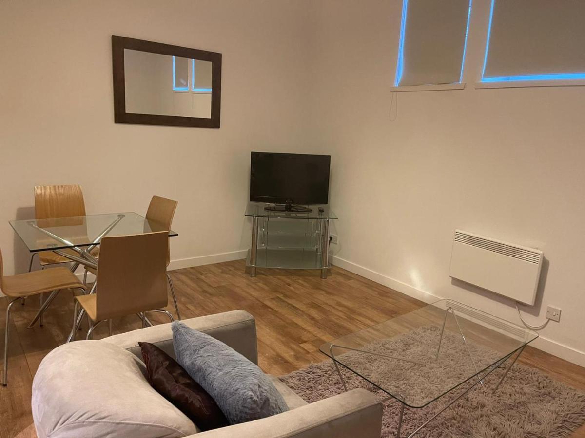 Aberdeen Stay Central 2-Bedrooms Apt-No Party Exterior foto